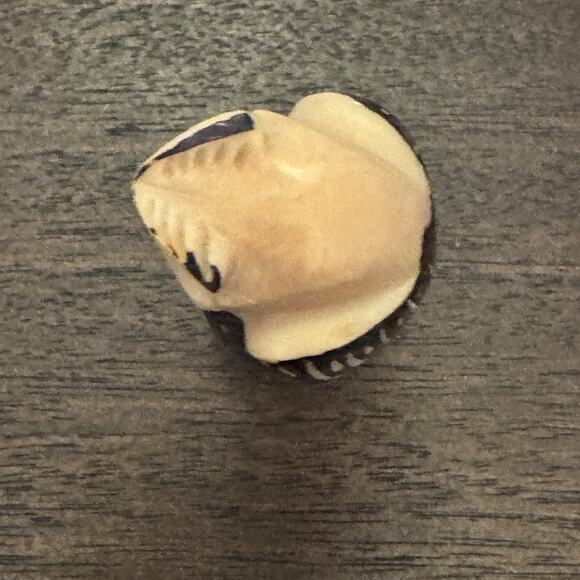 Owl Hand Carved Tagua Nut Vegetable Ivory Figurine Wise Owl Totem Birds Wisdom - Picture 16 of 16